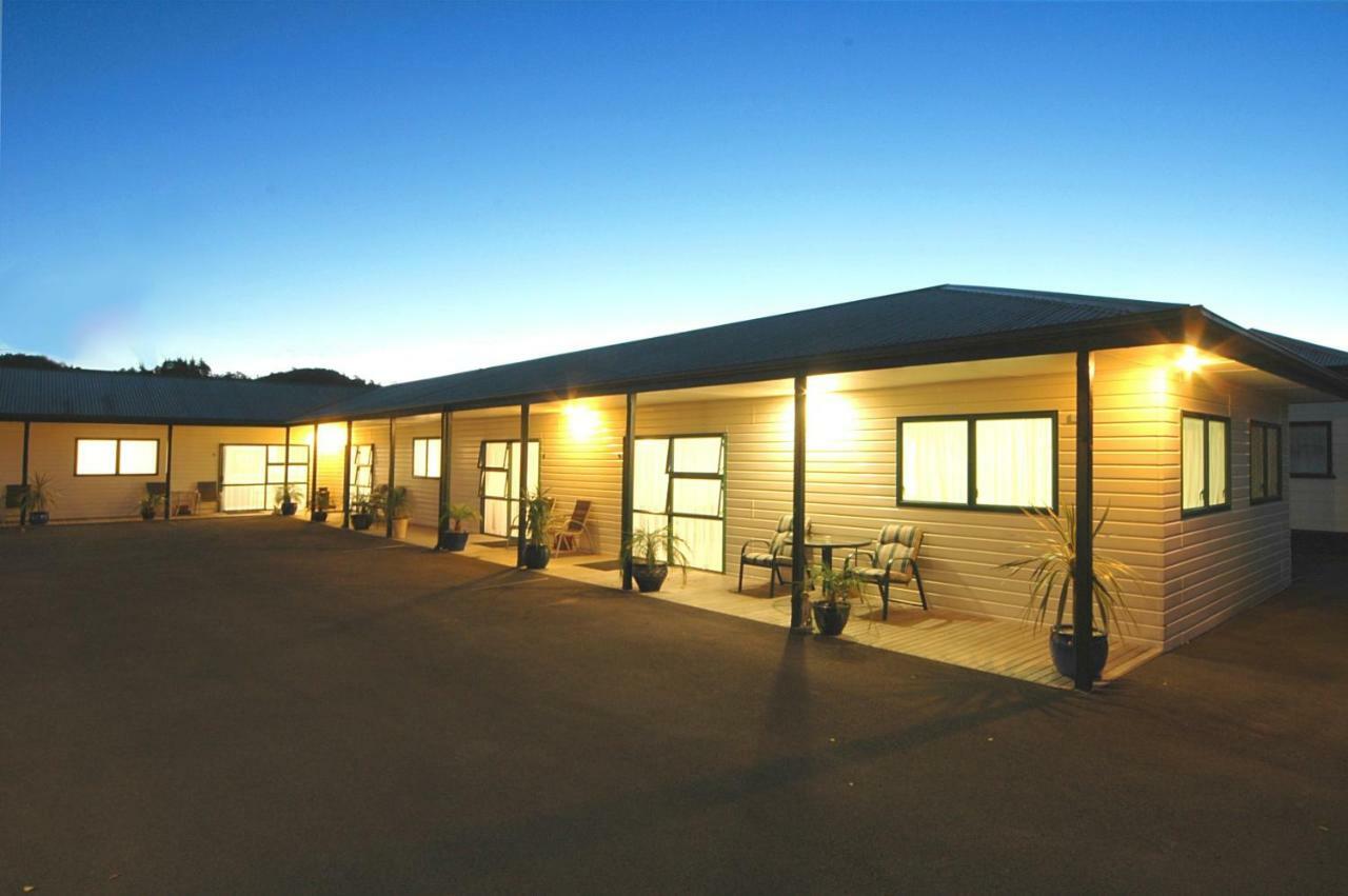 Coromandel Court Motel Extérieur photo